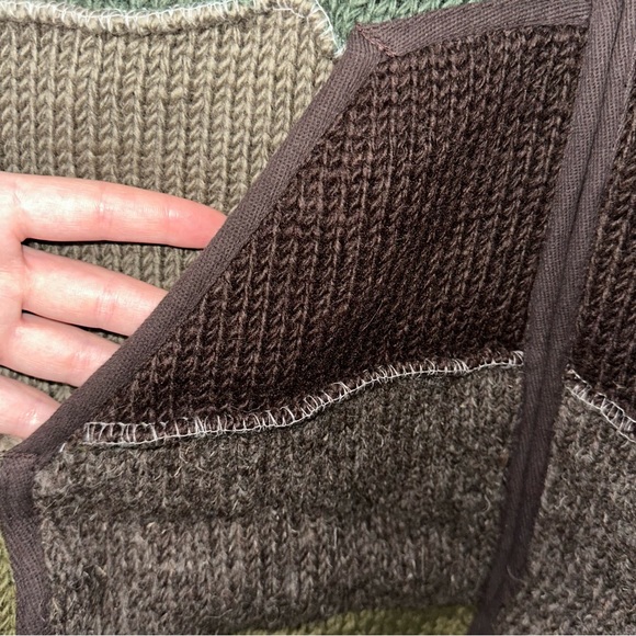 SOLD 💕Laundromat/Lost Horizons Patchwork Sweater Jacket - Picture 8 of 16